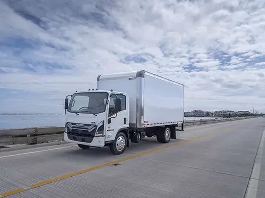 2026 Isuzu NRR Derate Crew Cab (Class 5 Diesel) 176 in Wheelbase - Image 8