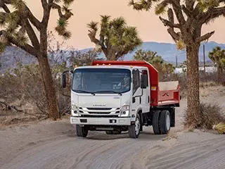2027 Isuzu NQR Crew Cab (N-Series Class 5 Gas) 212 in Wheelbase††† - Image 19