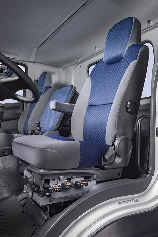 2027 Isuzu FVR Derate 212 in Wheelbase - Image 10